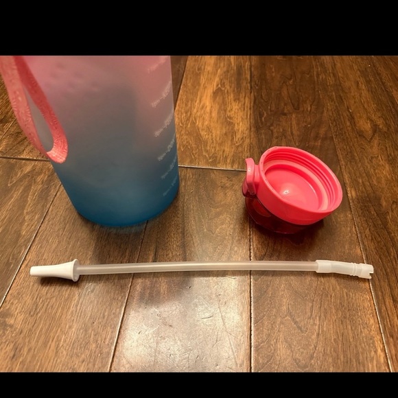 One Gallon Motivational Water Bottles - NEW - Picture 6 of 8